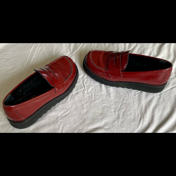 Donald J Pliner Red Leather shoes - Picture 4 of 5